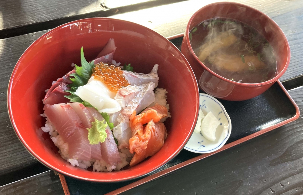 昼食イメージ